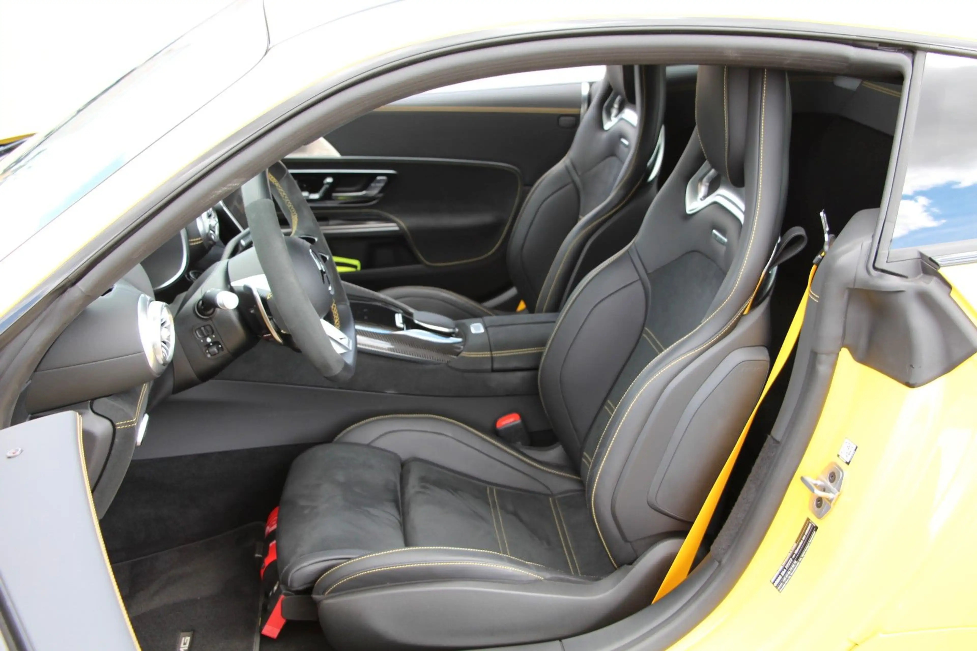 Mercedes-Benz AMG GT 63 4M+ — photo 12