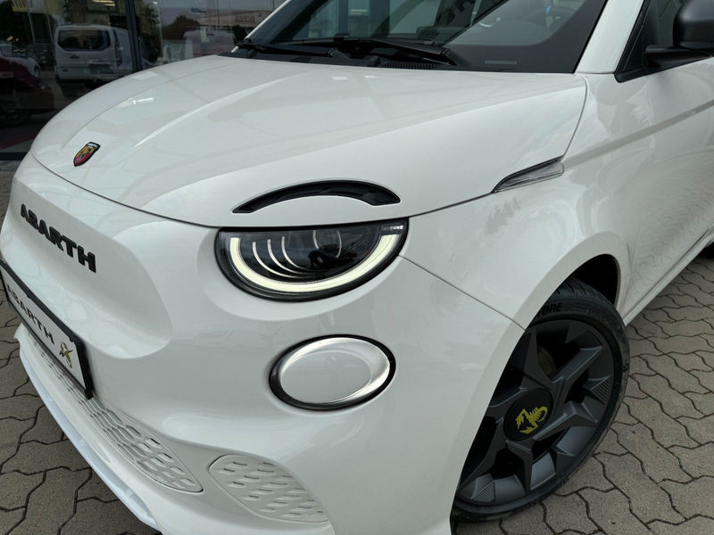 Abarth 500 e Abarth — photo 14