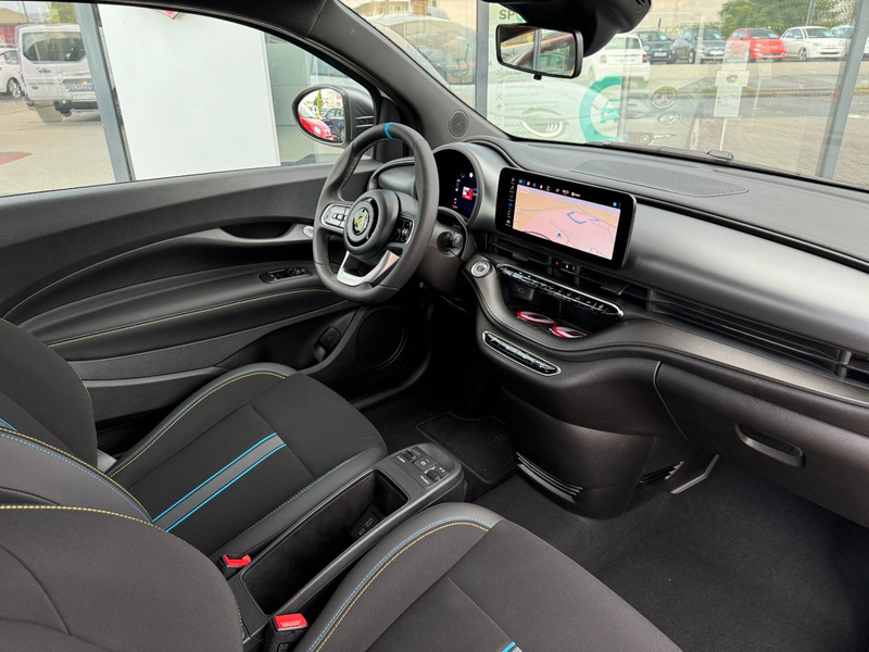 Abarth 500 e Abarth — photo 8