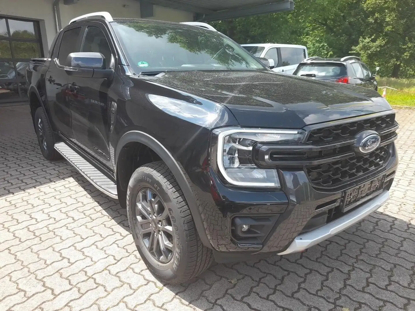 Ford Ranger Wildtrak DoKa 2.0 EcoB 205 AT Nav Kam SHZ 151 k... Noir - 1
