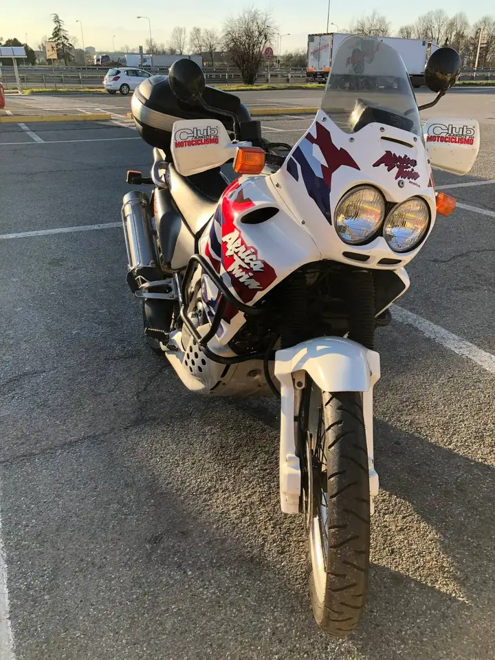 Honda XRV 750