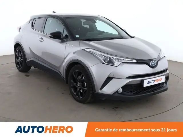 Toyota C-HR view 8
