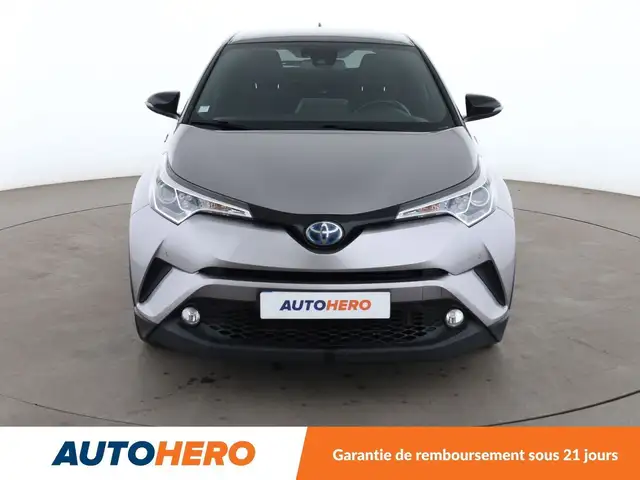 Toyota C-HR view 9