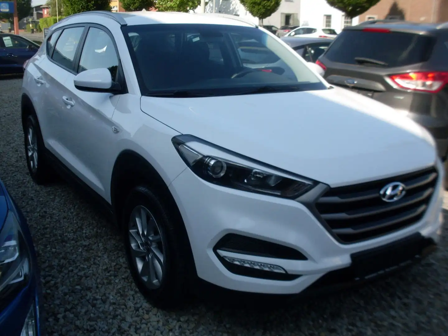 Hyundai TUCSON blue Classic 2WD Weiß - 2