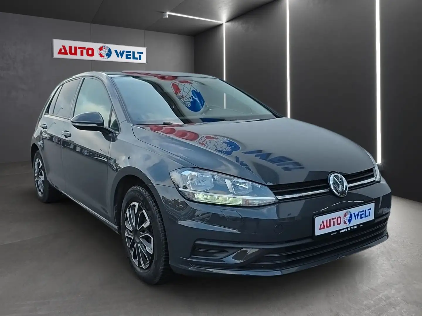 Volkswagen Golf VII 1.0 TSI Automatik Gris - 2