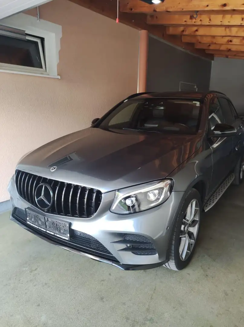 Mercedes-Benz GLC 220 GLC 220d 4MATIC Aut. Grau - 2