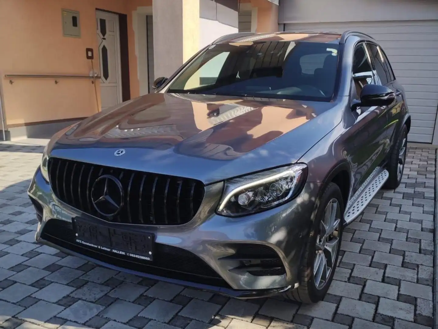 Mercedes-Benz GLC 220 GLC 220d 4MATIC Aut. Grau - 1