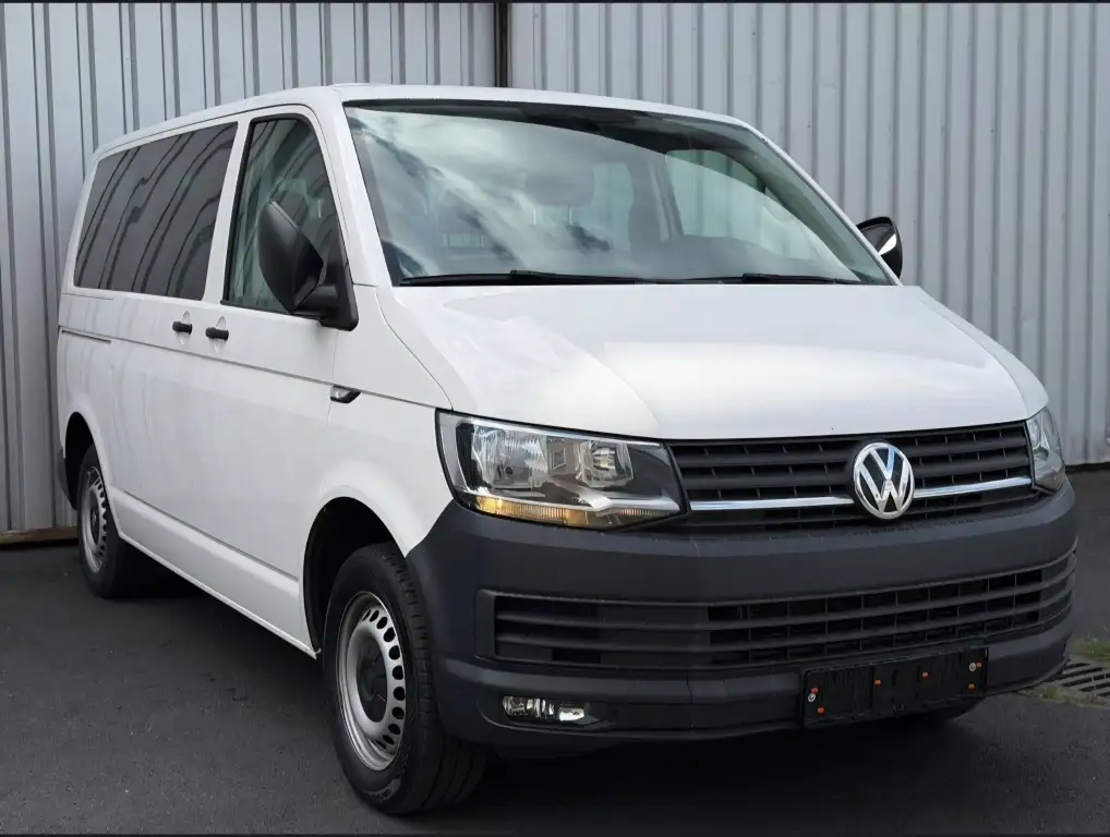 Volkswagen T5 Caravelle 2019 из Европы — купить под ключ