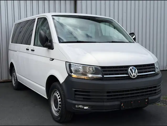 Volkswagen T5 Caravelle 2.0 TDi