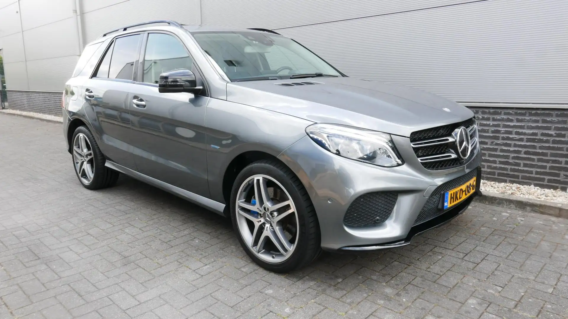 Mercedes-Benz GLE 500 e 333 PK 4MATIC AMG Sport Edition FULL OPTIONS,114 Grijs - 1