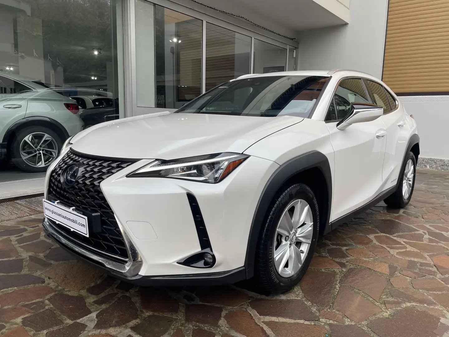 Lexus UX 200 250h 2.0 Business 2wd cvt UNICO PROPRIETARIO Bianco - 1