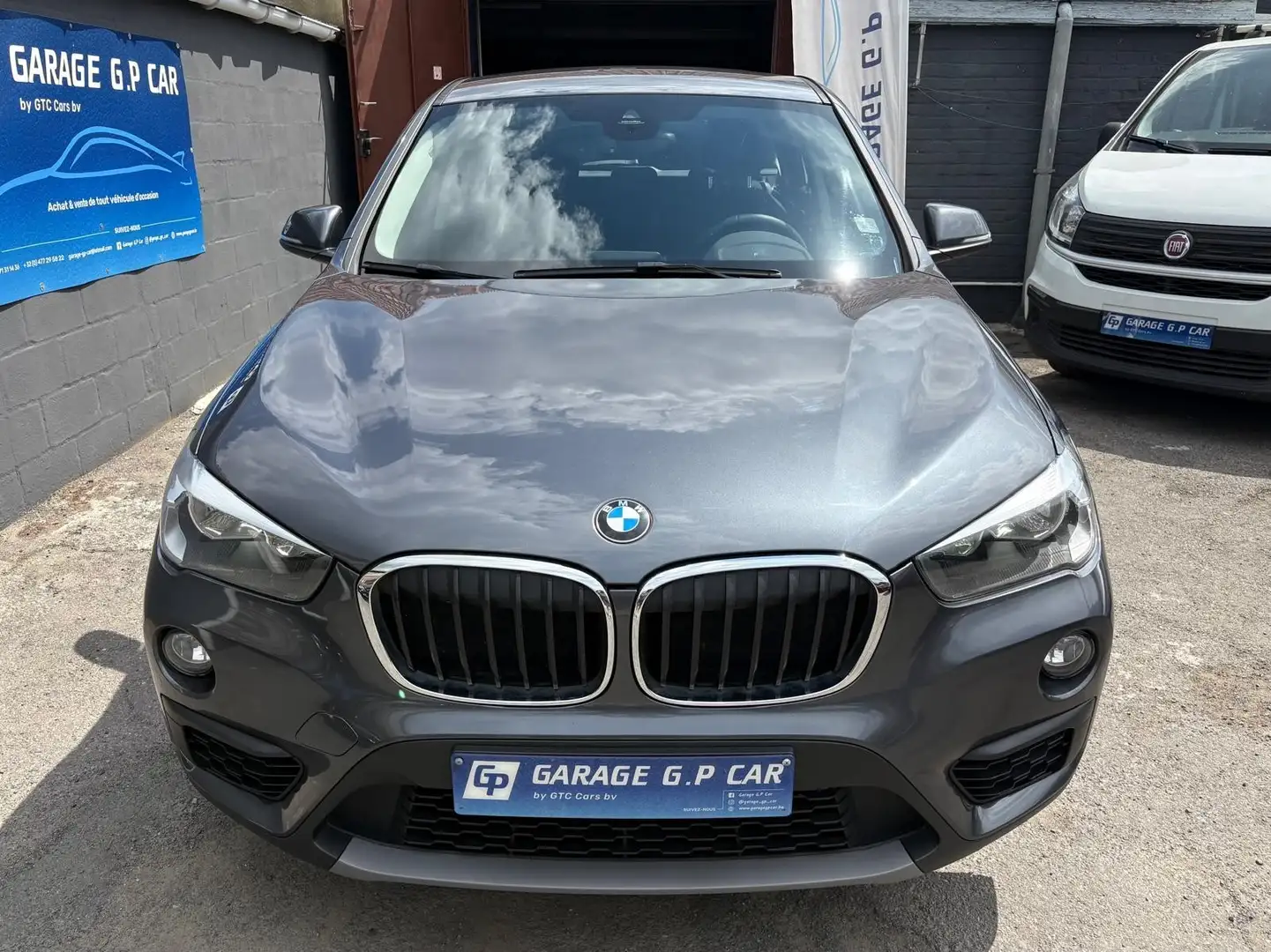 BMW X1 1.5i sDrive18 OPF (EU6d-TEMP) Gris - 2