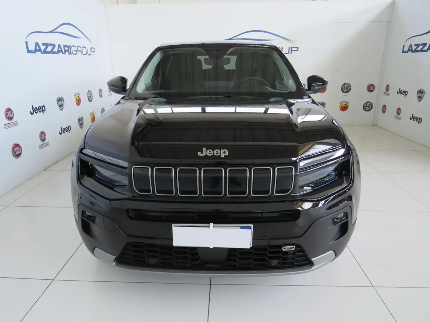 Jeep Avenger 1.2 Turbo 100 CV Summit Schwarz - 2