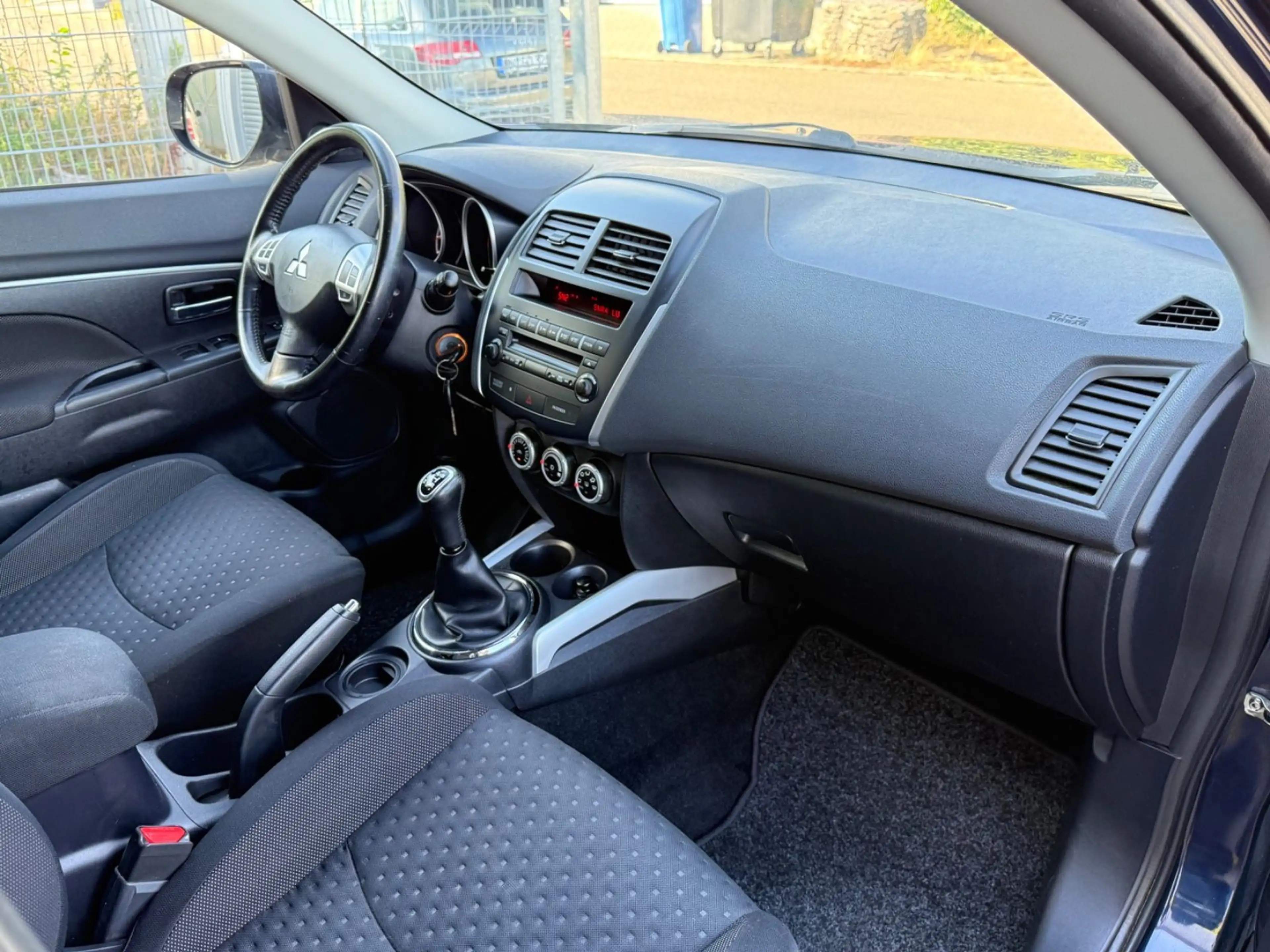 Mitsubishi ASX Edition 2WD — photo 10