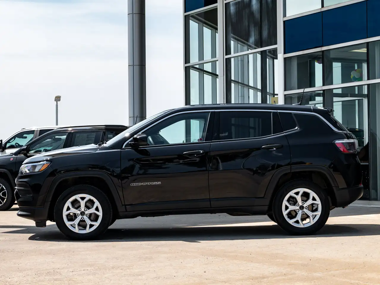 Jeep Compass photo Jeep Compass