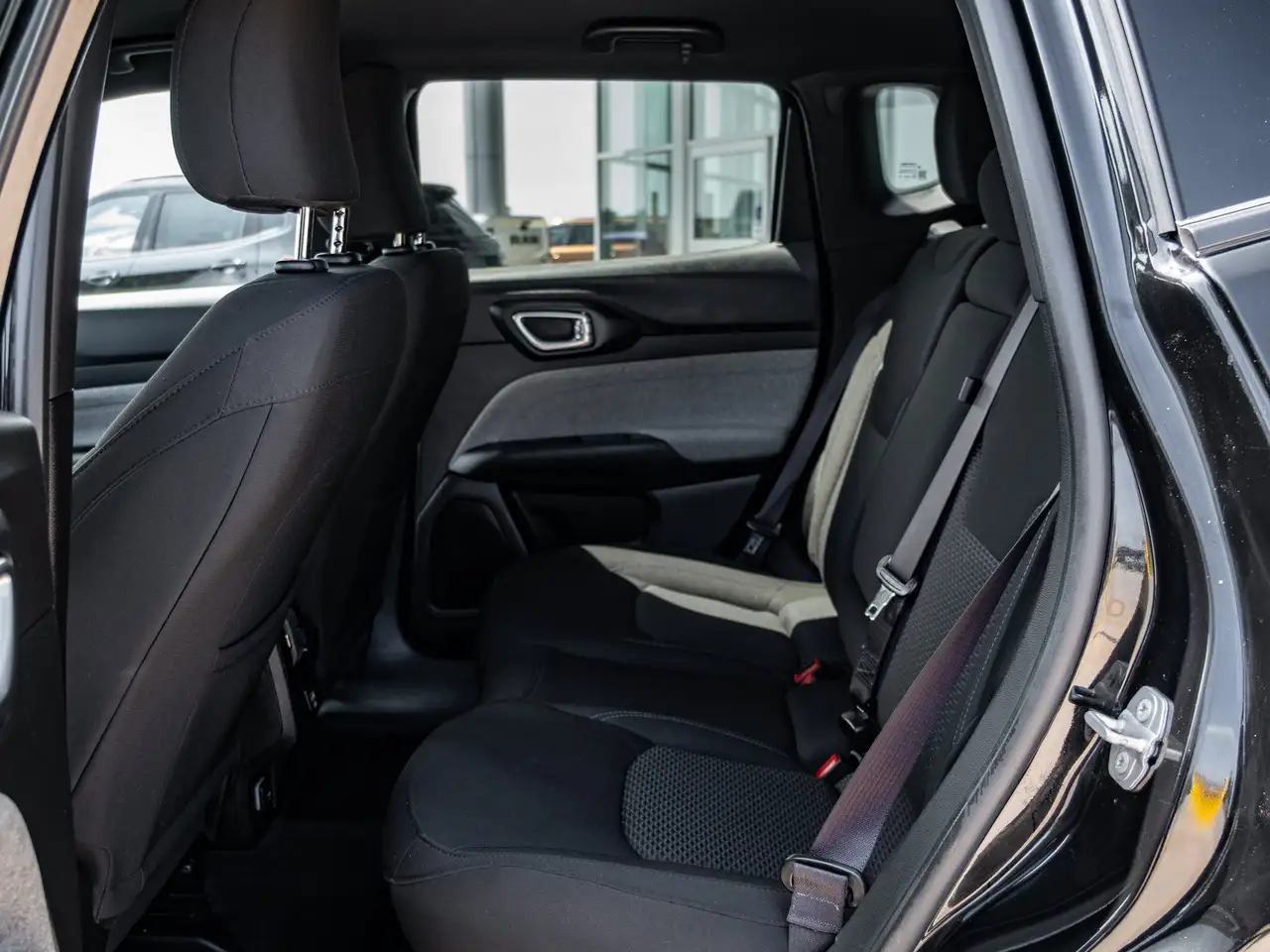 Jeep Compass photo Jeep Compass