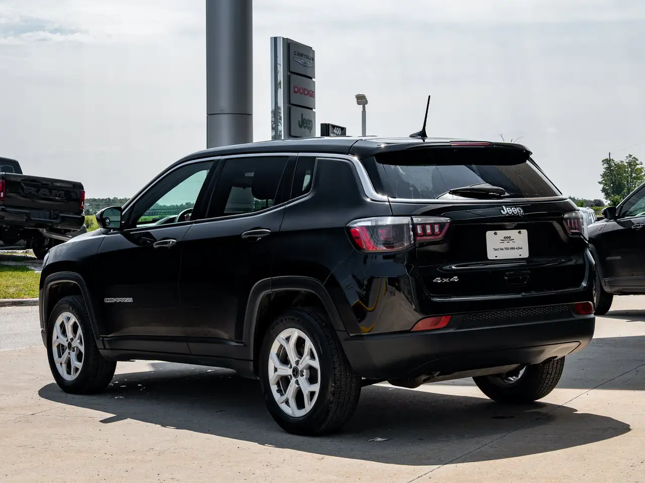 Jeep Compass photo Jeep Compass