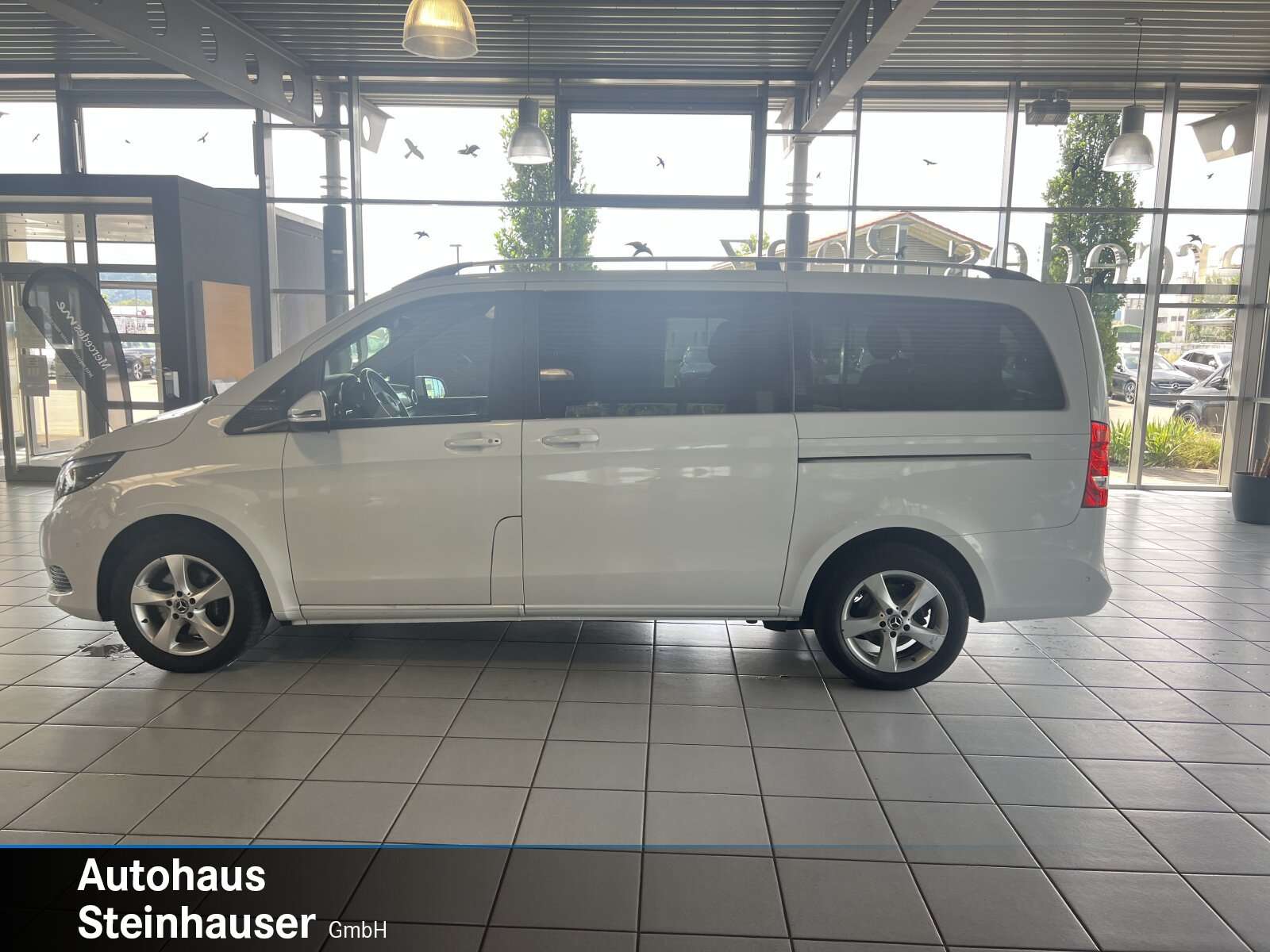 Mercedes-Benz V 250