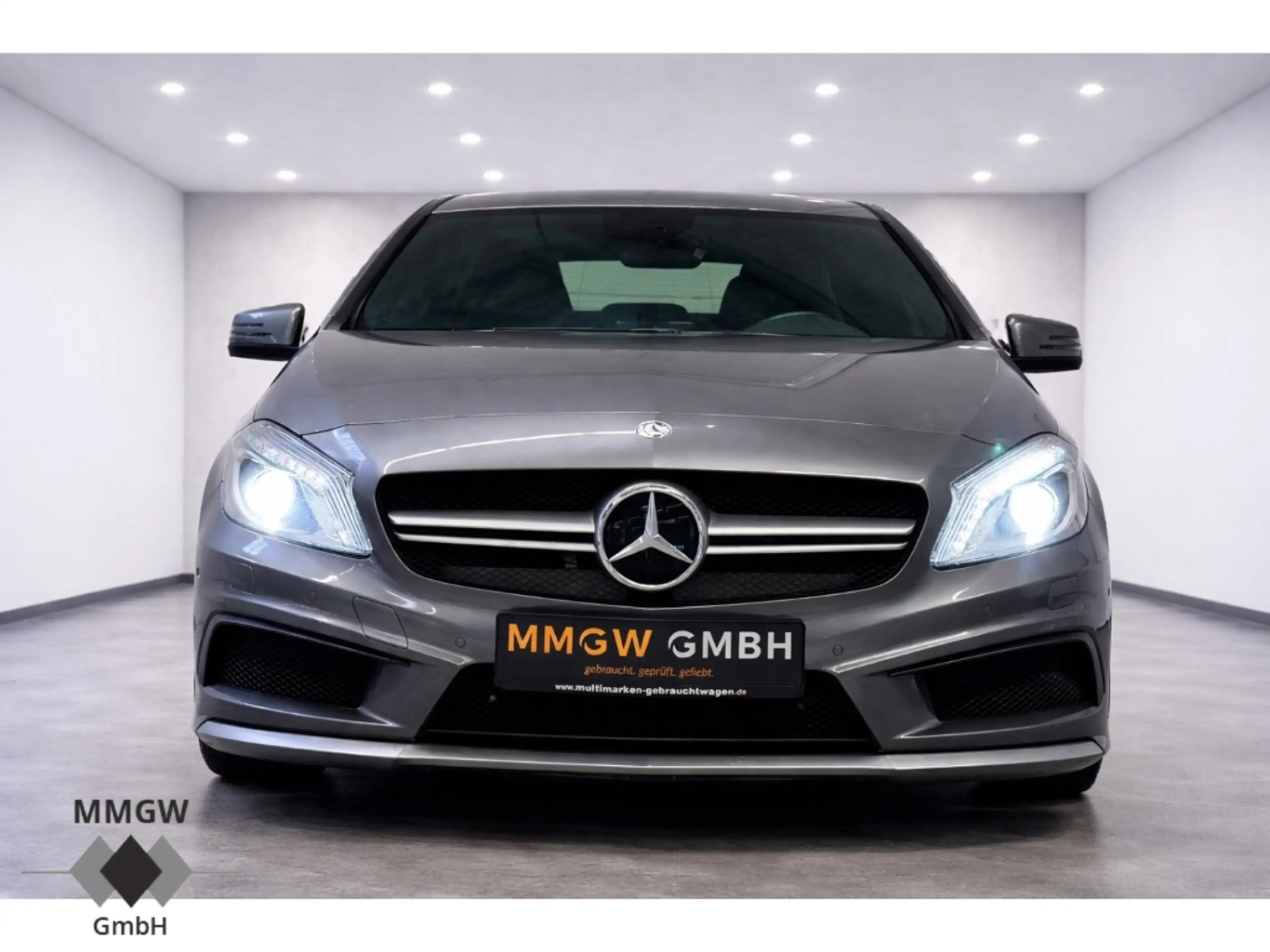 Mercedes-Benz A 45 AMG 4Matic Navi/Leder/HarmanKardon/BiXenon/SHZ — photo 2