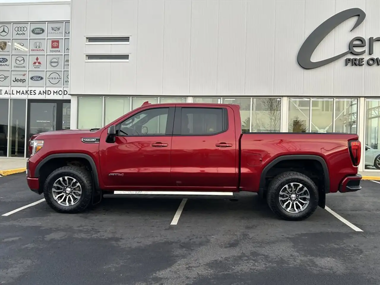 GMC Sierra 1500 снимка GMC Sierra 1500