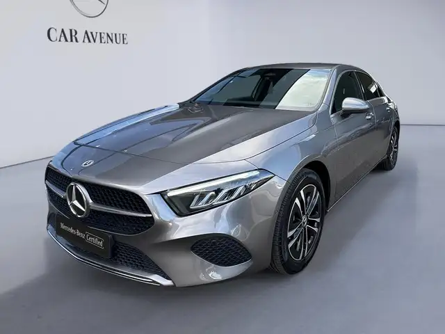 Mercedes-Benz A 250 e Berline Luxury Line