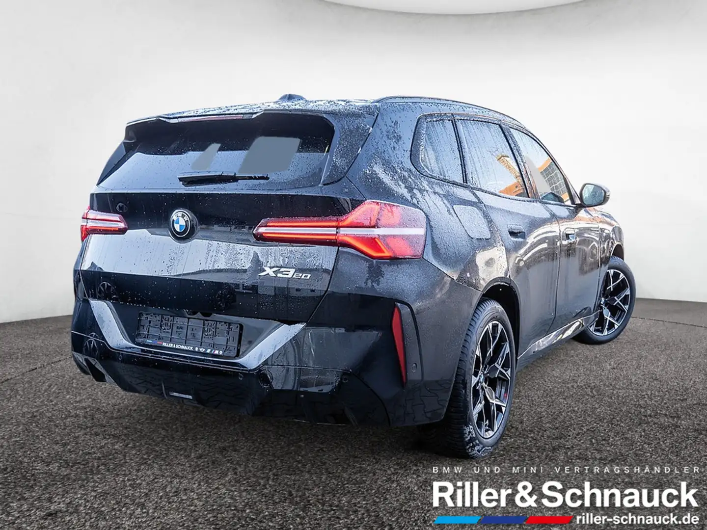 BMW X3 xDrive 20i M-Sport AHK ACC HUD PANO 360° Schwarz - 2