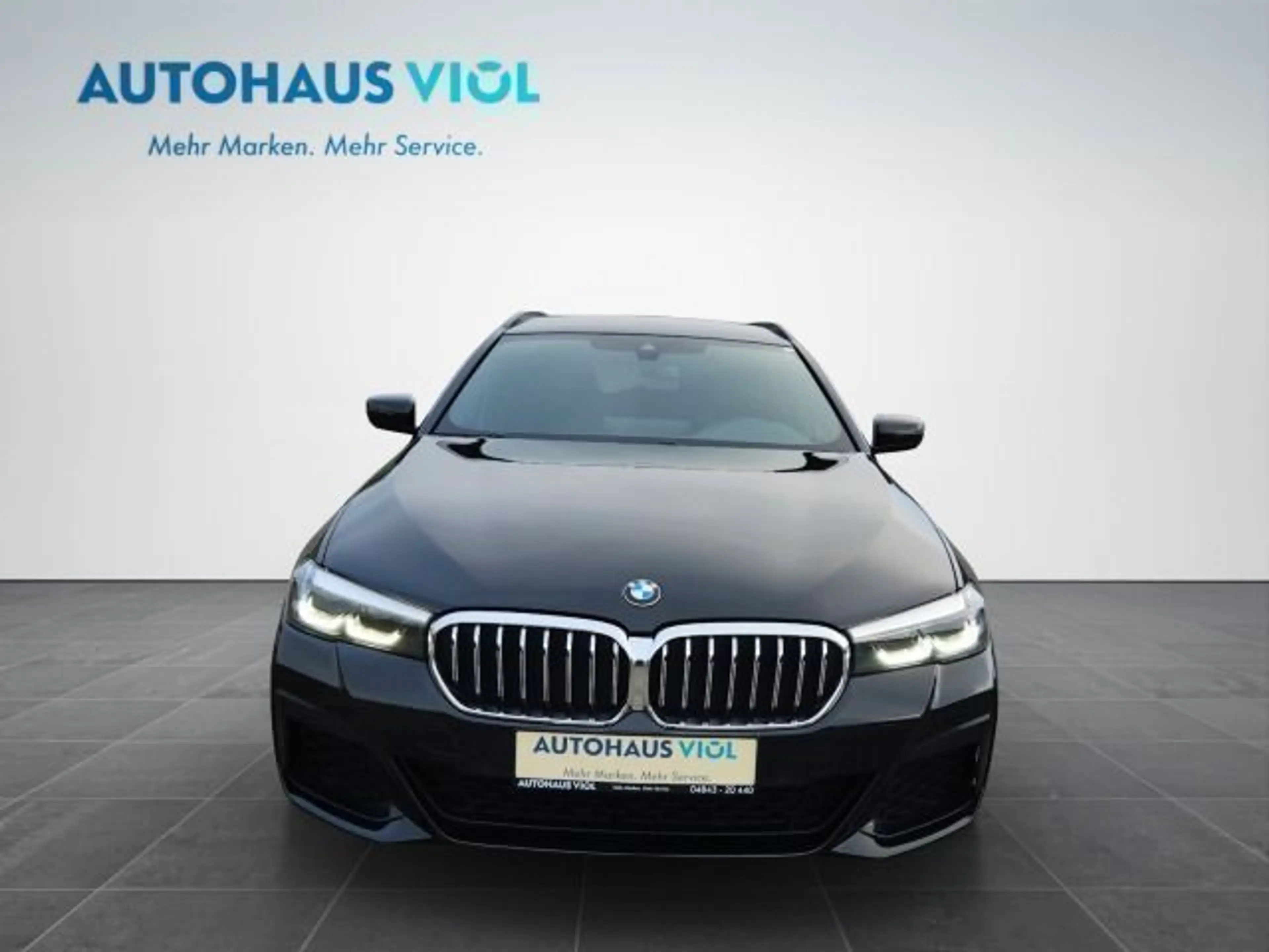 BMW 520 d Touring M-Sport Mild-Hybrid — photo 5