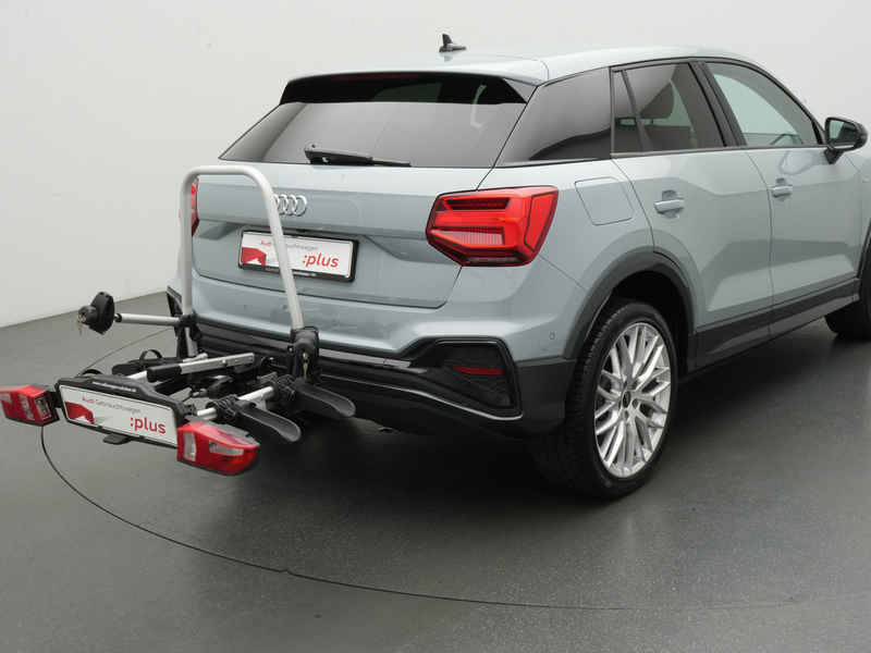 Audi Q2 TDI S line ACC AHK KAM NAVI SHZ MATRIX PDC — photo 5