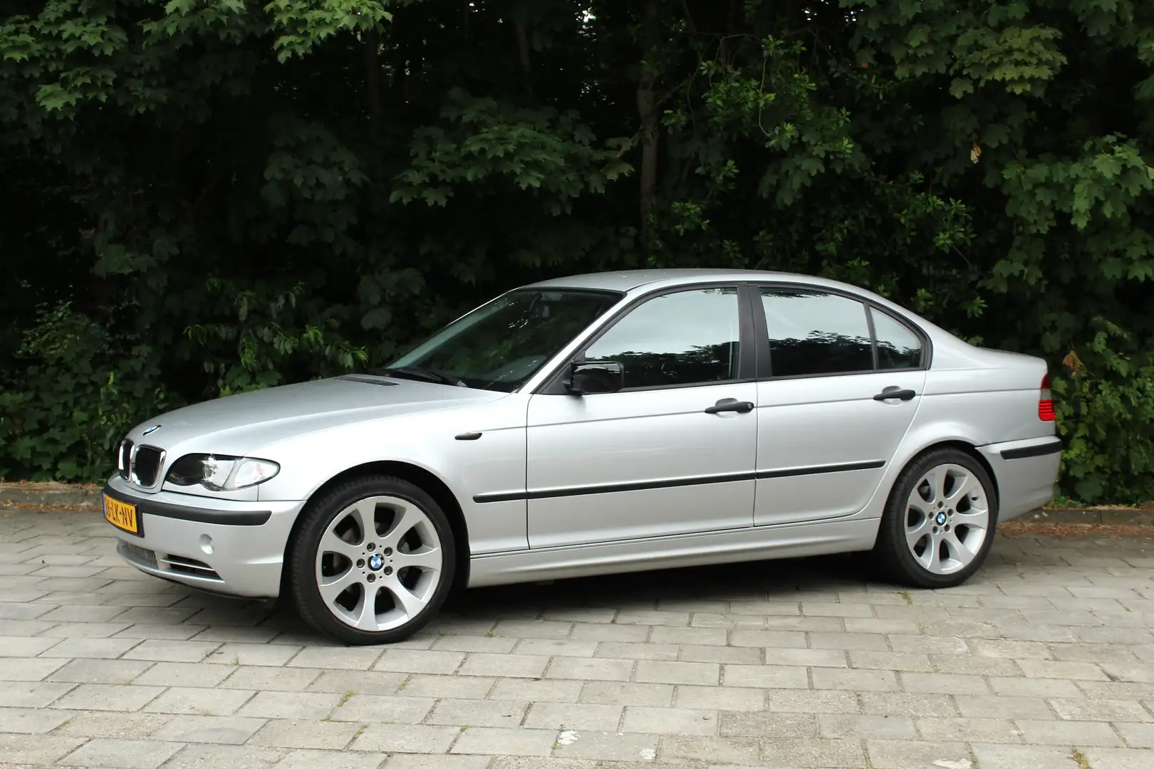 BMW 316 3-serie 316i Black & Silver airco cruise enz. Grijs - 1