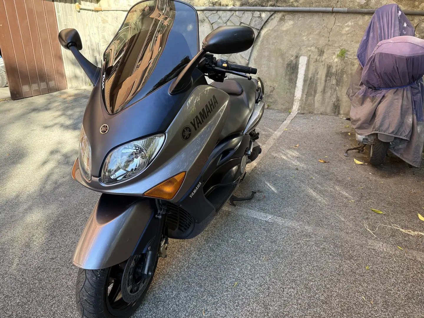 Yamaha TMAX 500 Argent - 2
