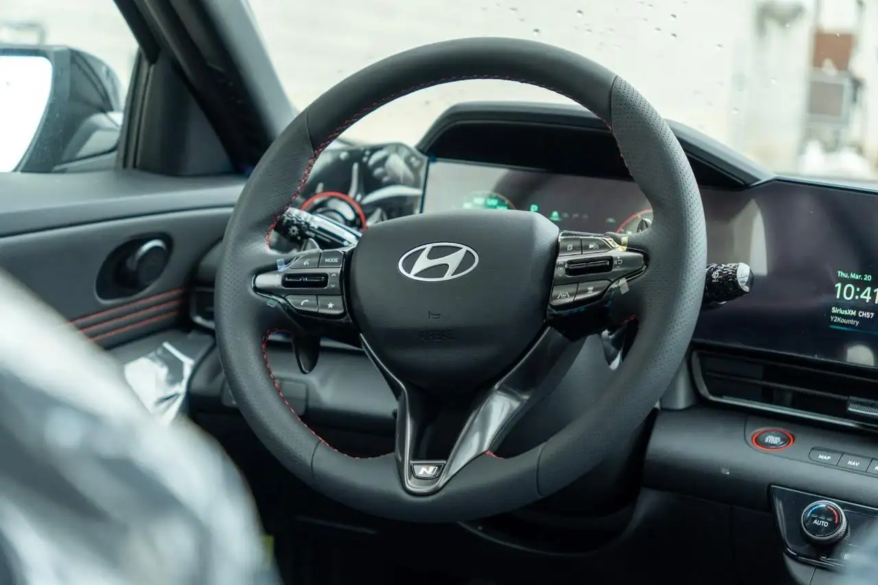 Hyundai ELANTRA снимка Hyundai ELANTRA