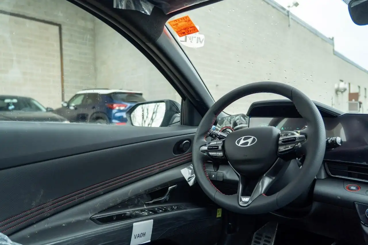 Hyundai ELANTRA снимка Hyundai ELANTRA