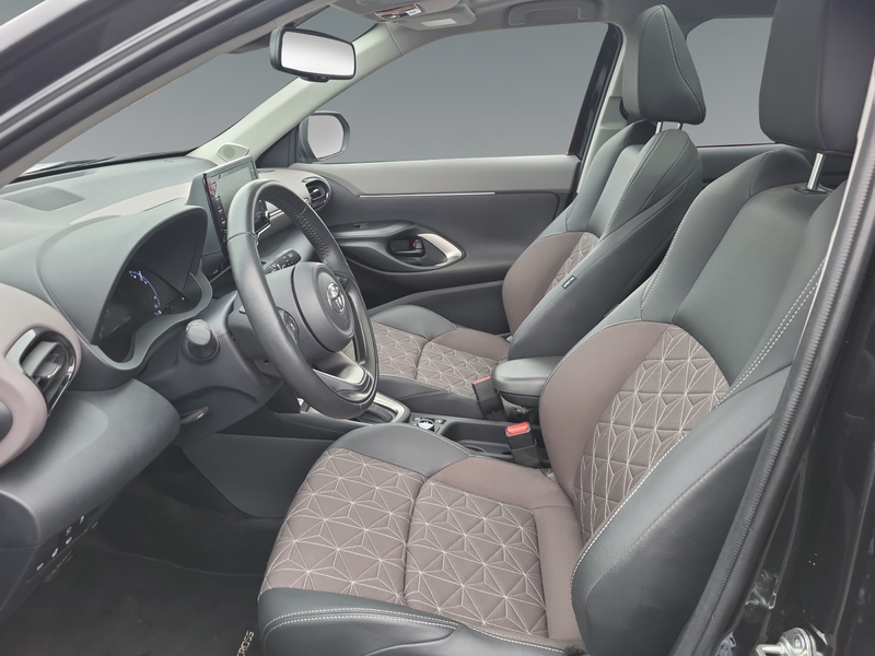 Toyota Yaris Cross 1,5 l Hybrid 4x4, Eleg. MY21 — photo 9