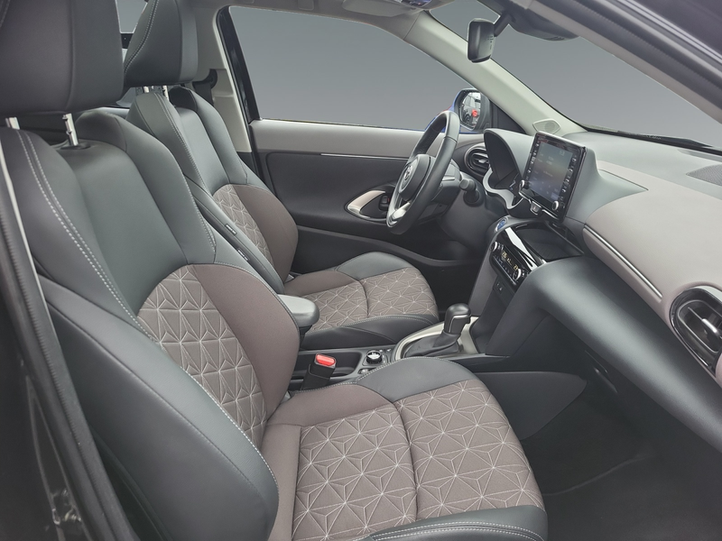 Toyota Yaris Cross 1,5 l Hybrid 4x4, Eleg. MY21 — photo 12