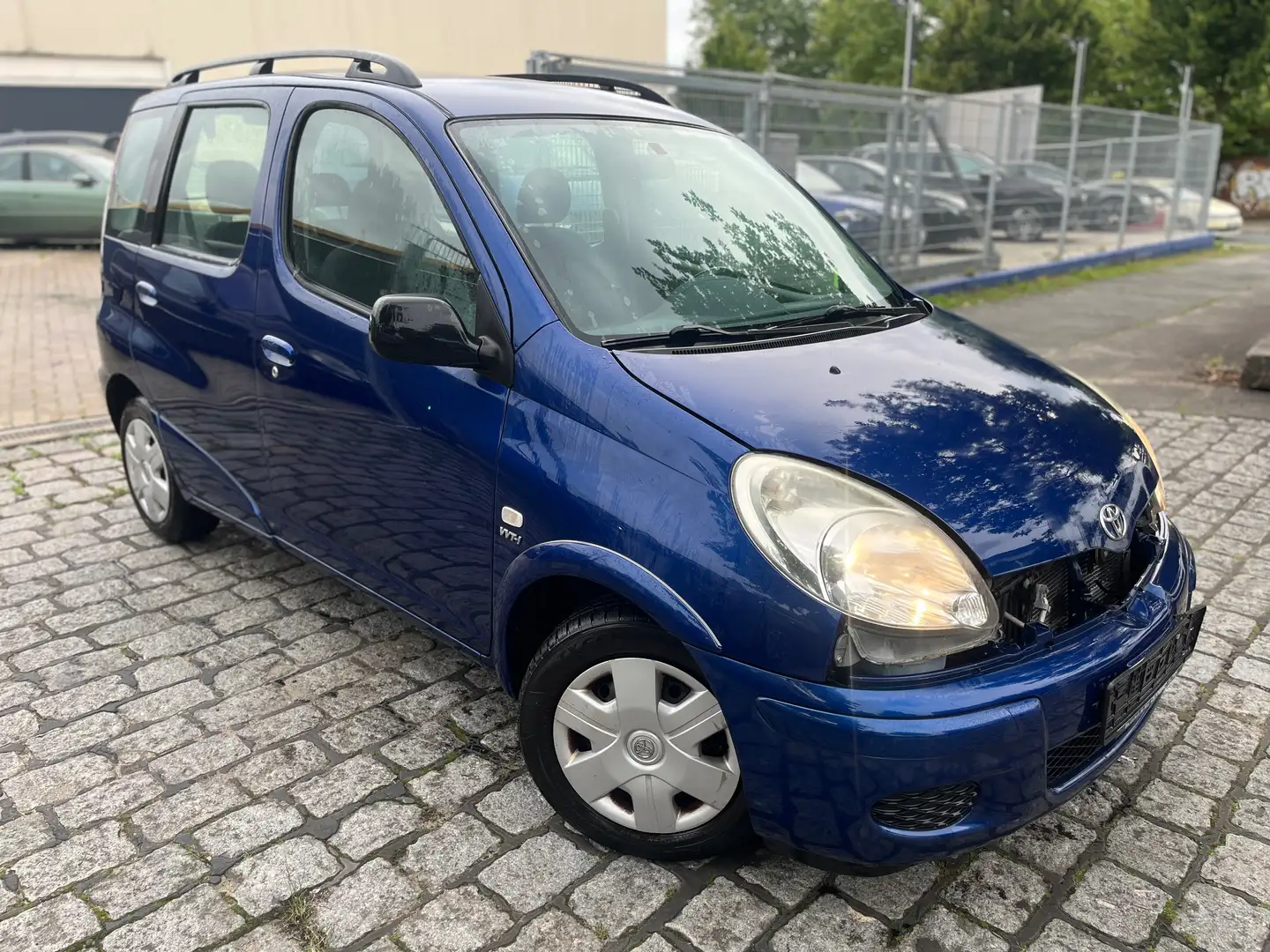 Toyota Yaris Verso 1.3 Sol Bleu - 2