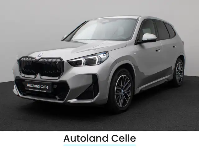 BMW iX1 M Sport Panorama Kamera DAB Komfort LED