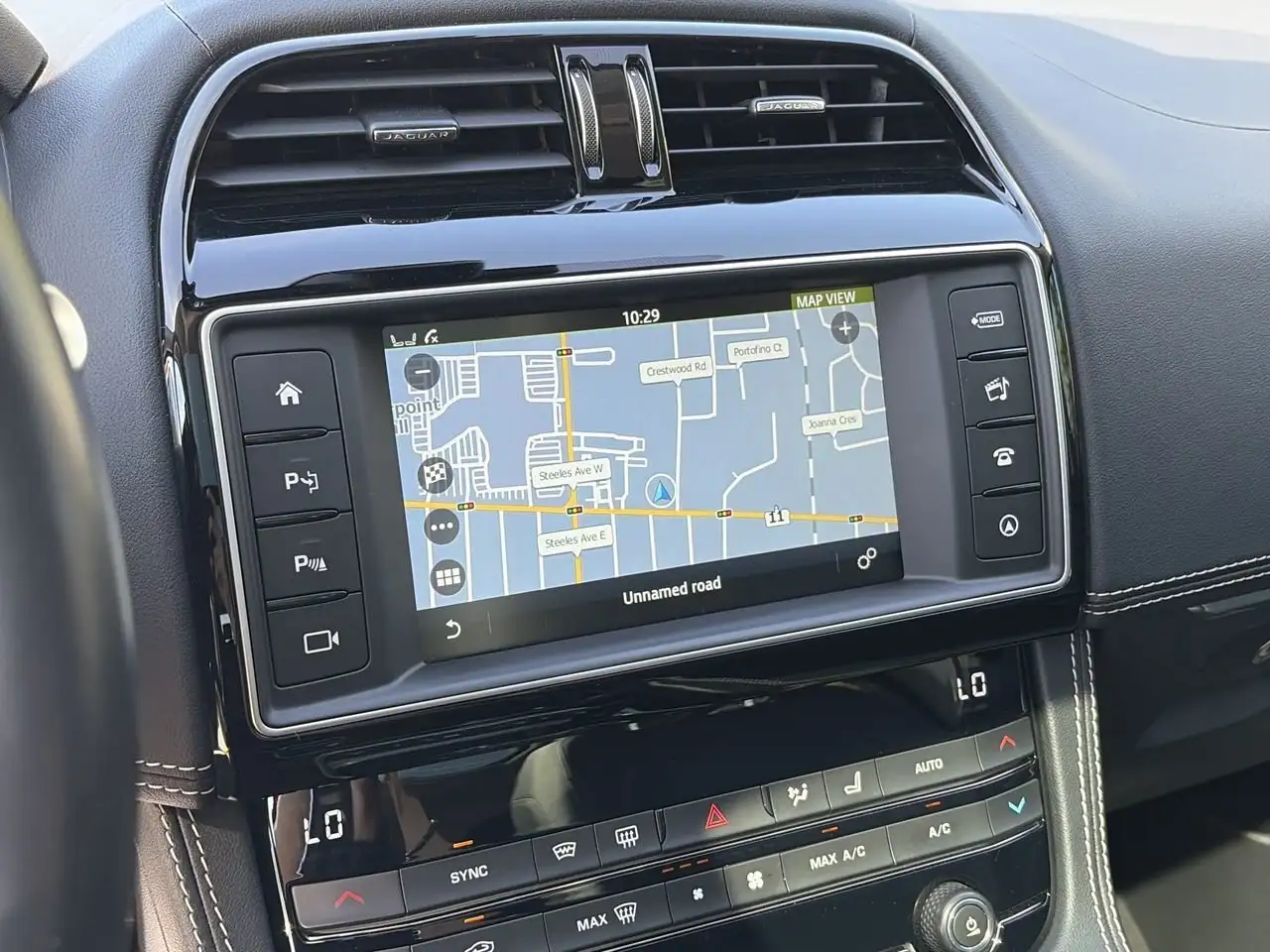 Jaguar F-Pace снимка Jaguar F-Pace