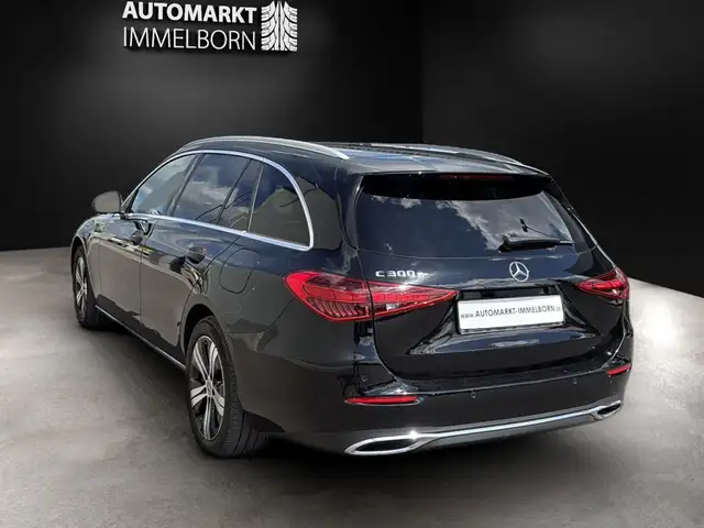 Mercedes-Benz C-Class view 10