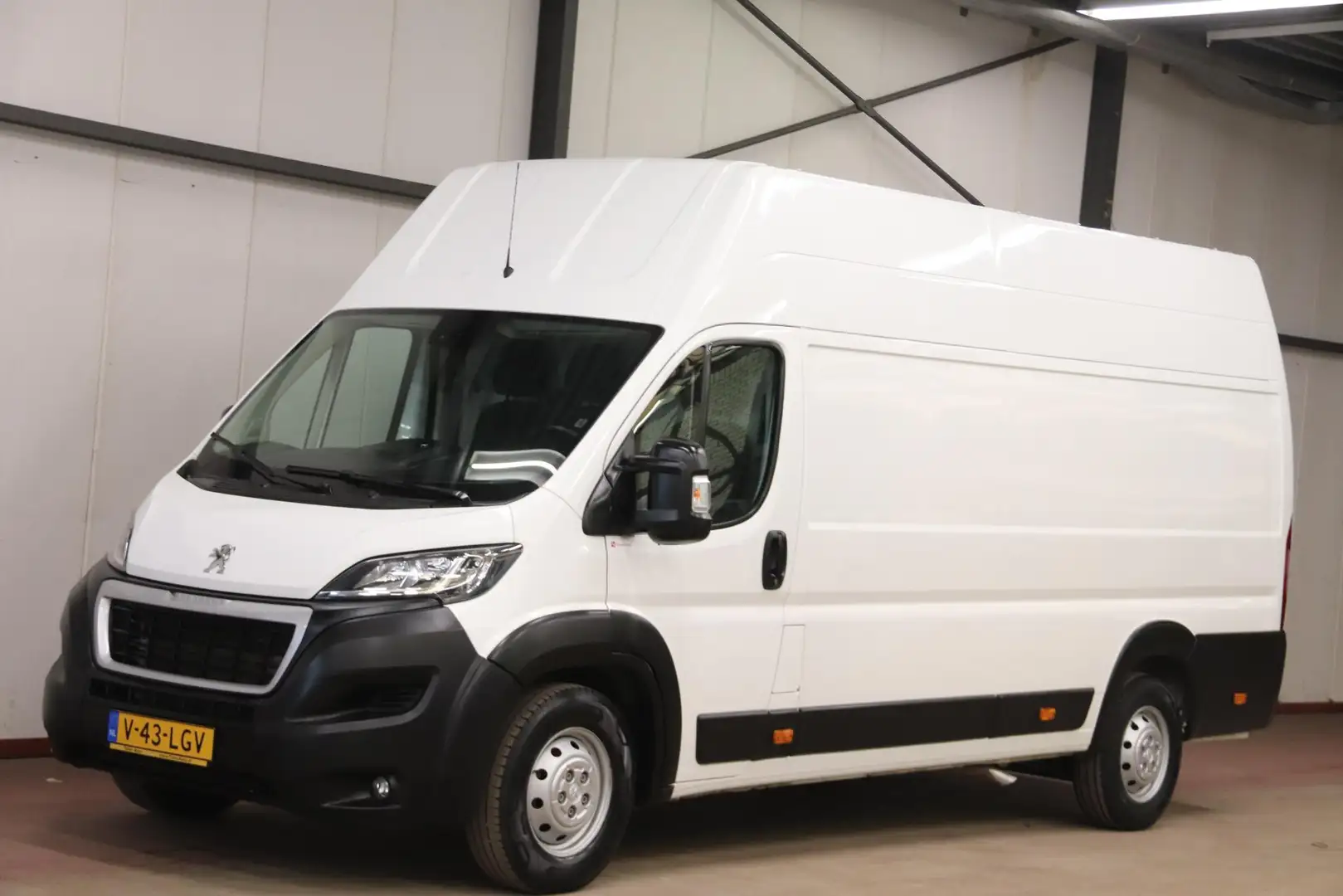 Peugeot Boxer 2.2 BlueHDi 140 L4H3 ACHTERUITRIJCAMERA Wit - 1
