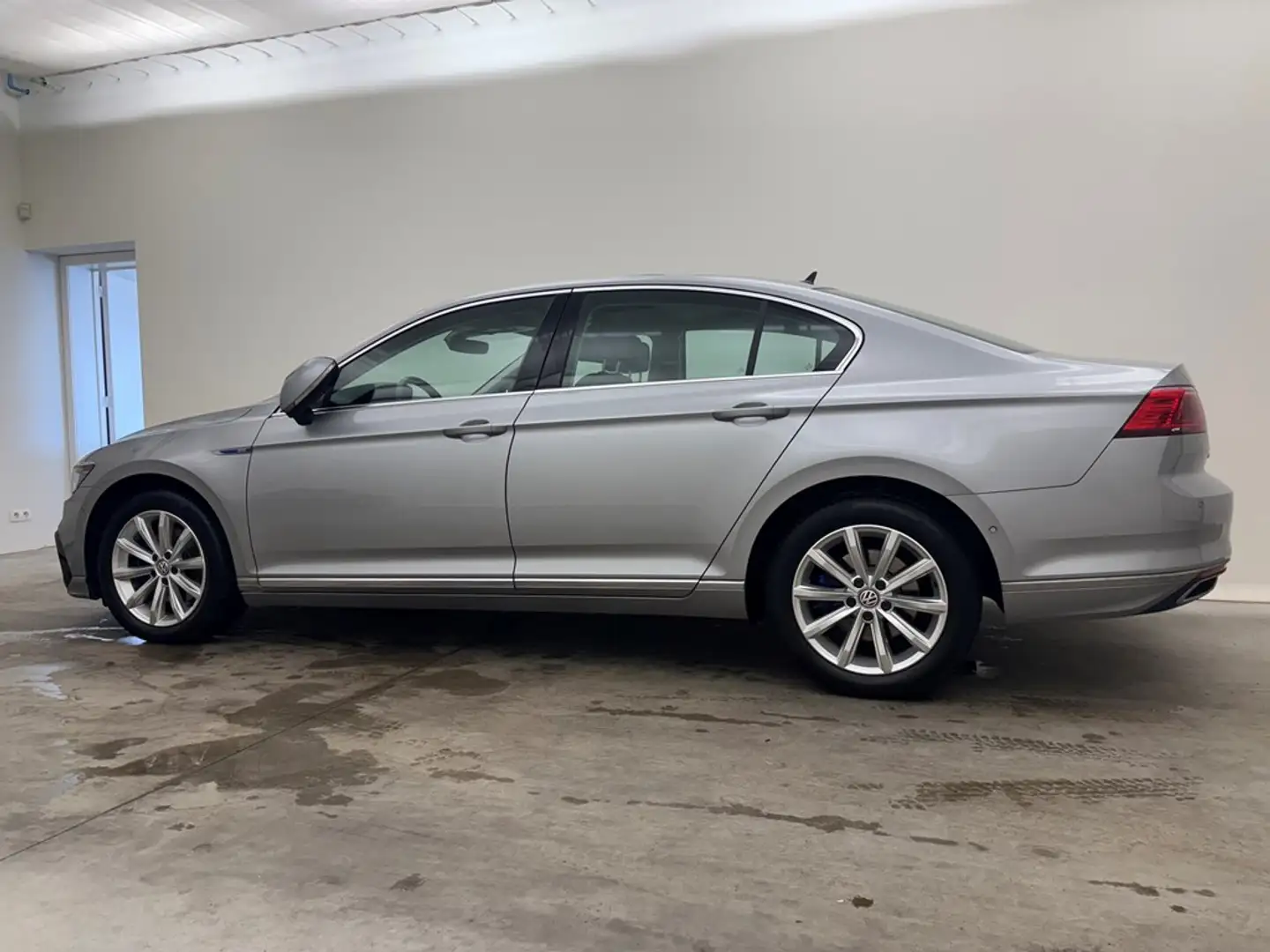 Volkswagen Passat 1.4GTE Plugin Business DSG6 GPS Camera Opendak Dig Argent - 2