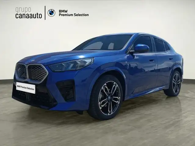 BMW iX2 eDrive20A