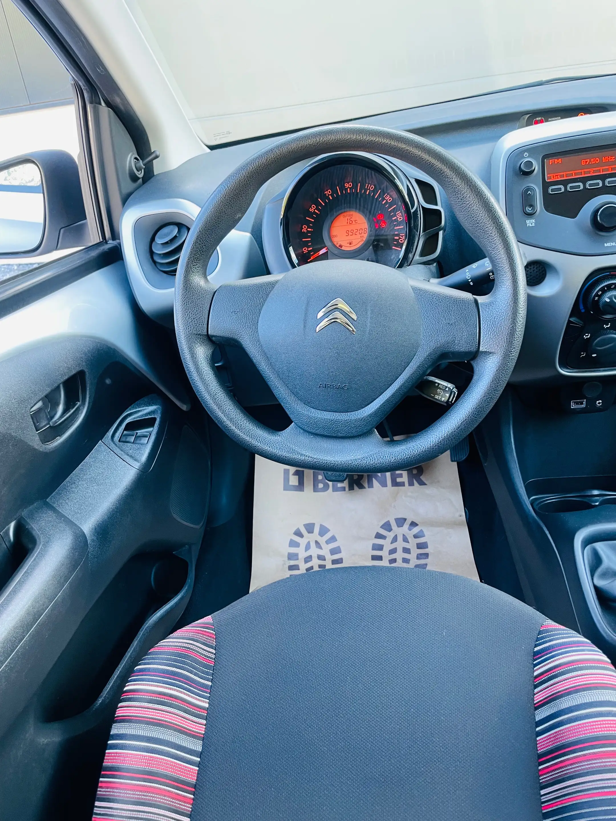 Citroen C1 C1 1.0 VTi Live — photo 11