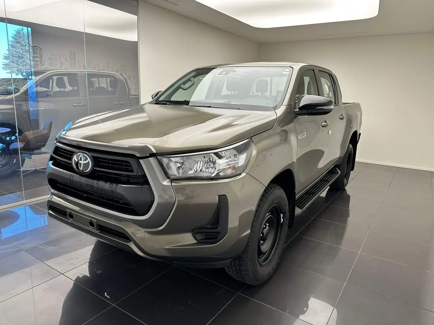 Toyota Hilux Hilux 2.4 d-4d double cab Comfort auto Marrone - 1
