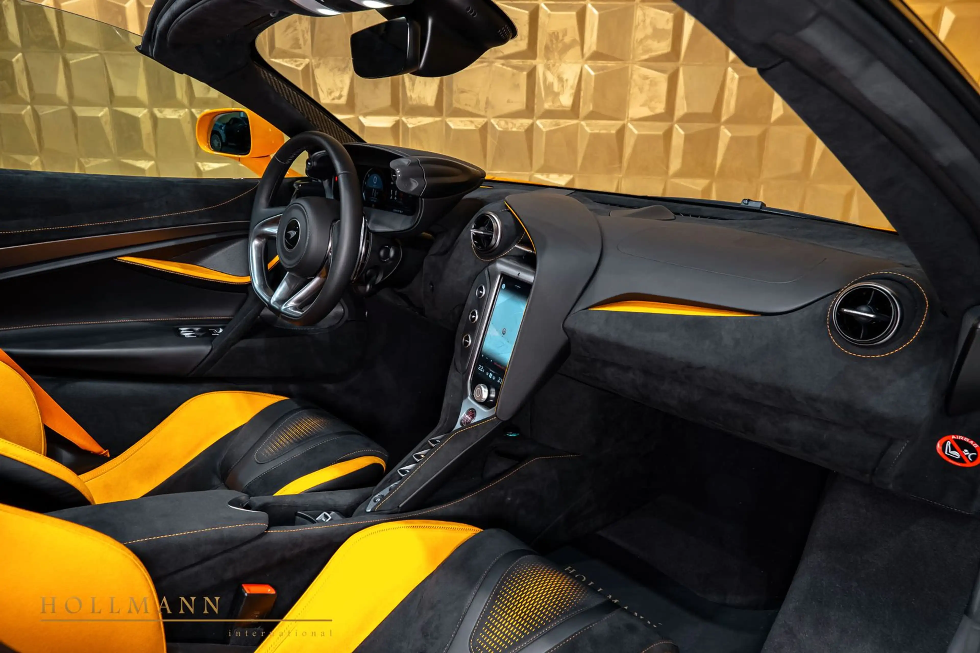 McLaren 750S Spider + LIFT + CARBON + MY2027 — photo 14