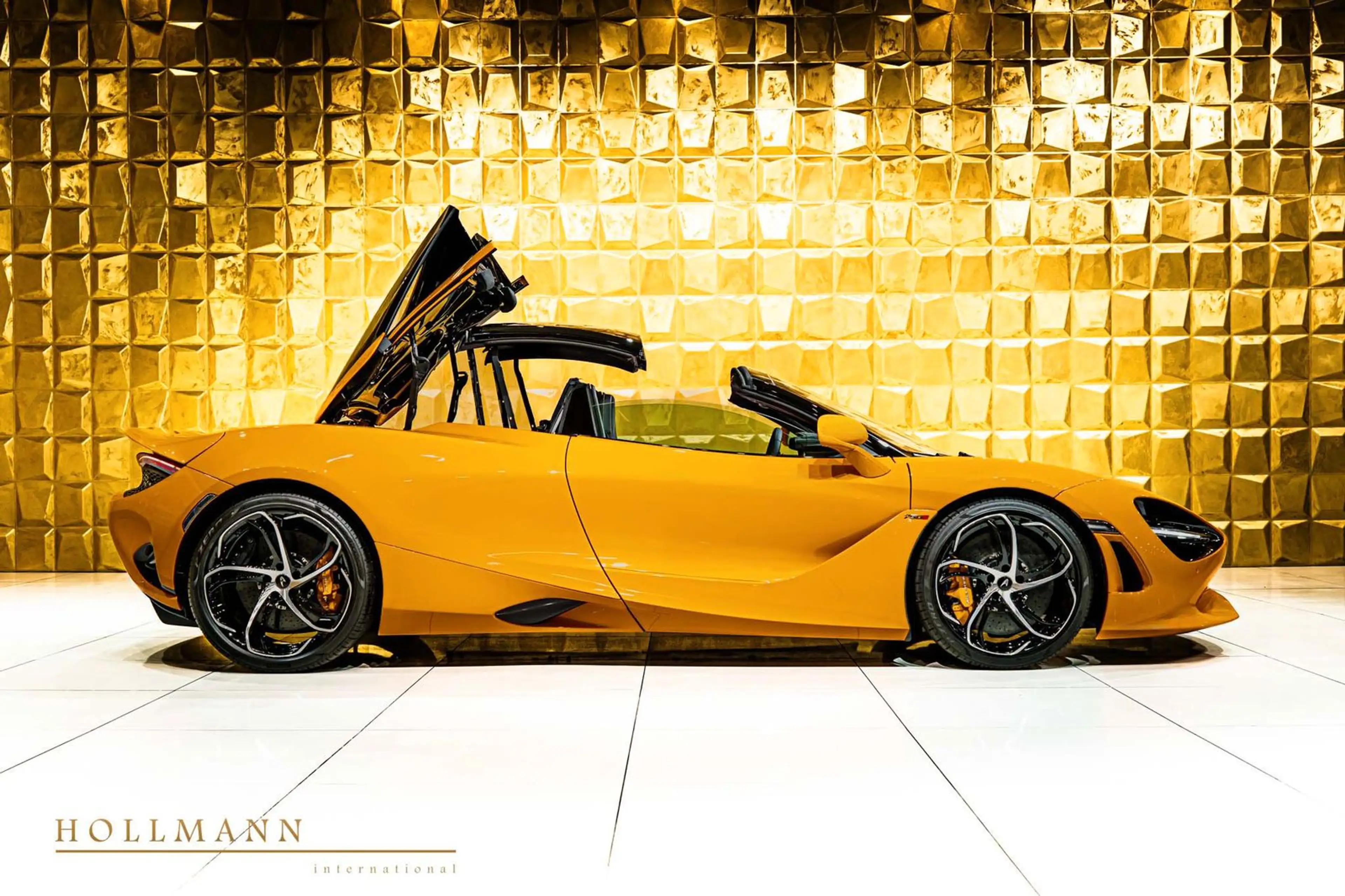 McLaren 750S Spider + LIFT + CARBON + MY2027 — photo 2