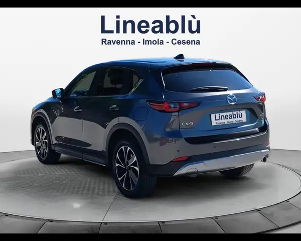 Mazda CX-5 view 3