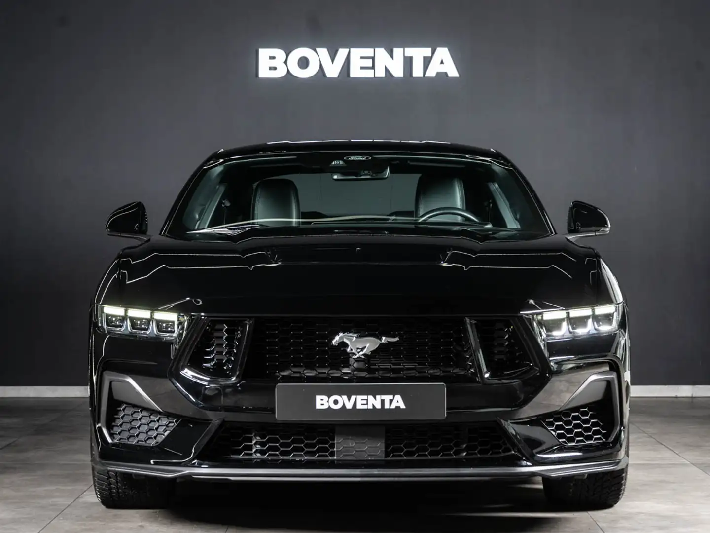 Ford Mustang GT 5.0 Ti-VCT V8 Fastback Schwarz - 2