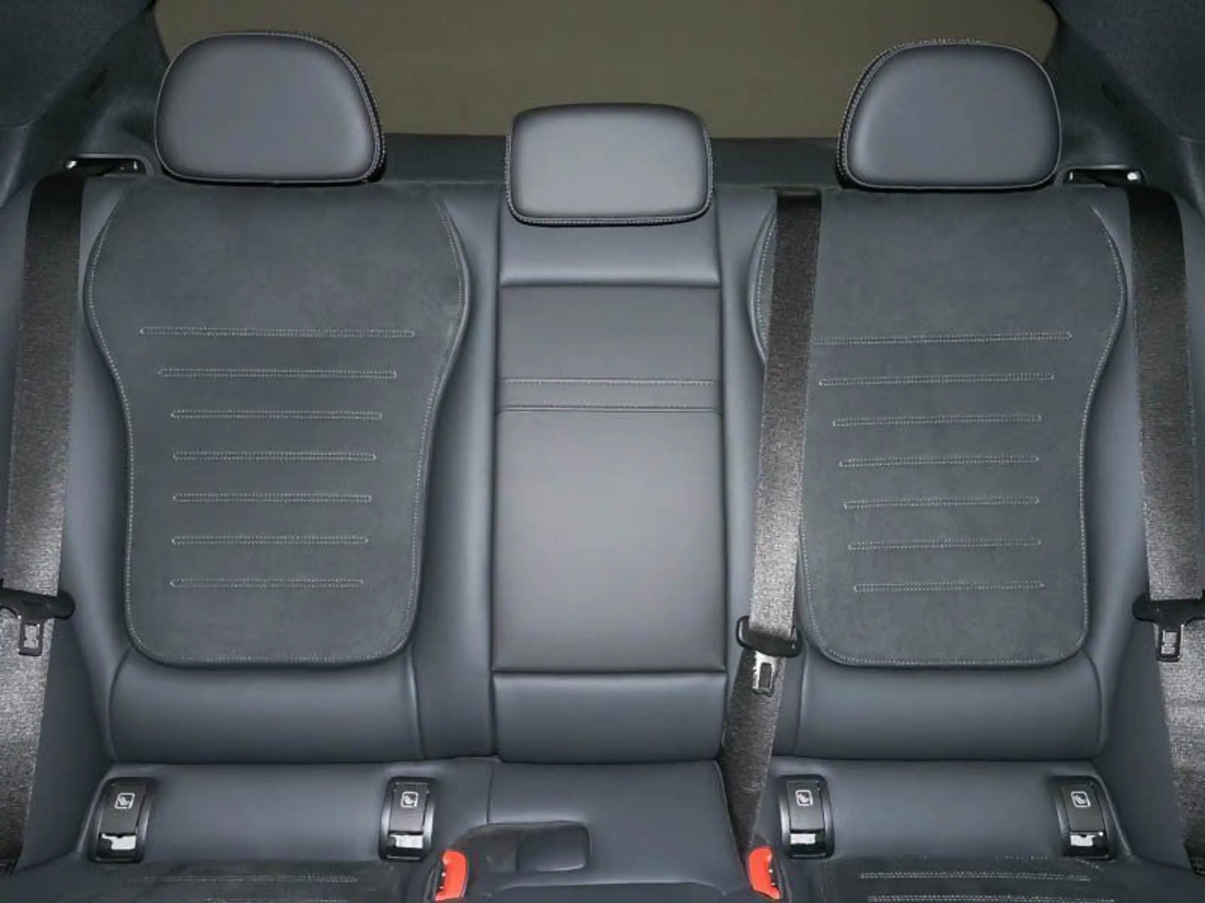 Mercedes-Benz C 300 d AMG 4Matic Night Burm Di-Li Memo Totw 19 — photo 9