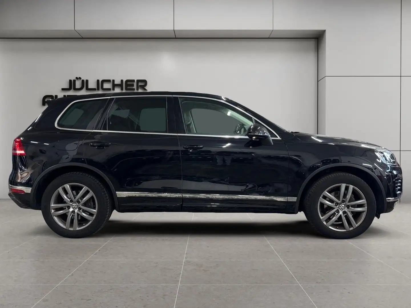 Volkswagen Touareg V6 TDI Terrain Tech 4Motion R-Line Noir - 2