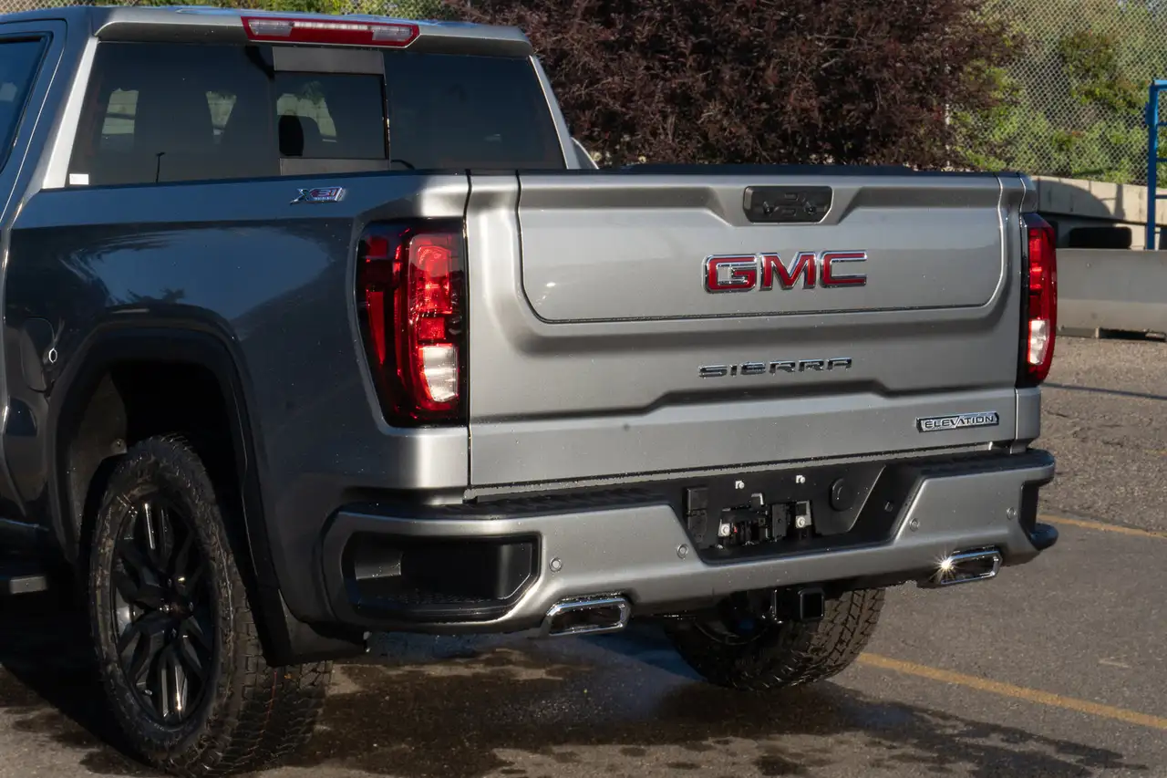 GMC Sierra 1500 снимка GMC Sierra 1500